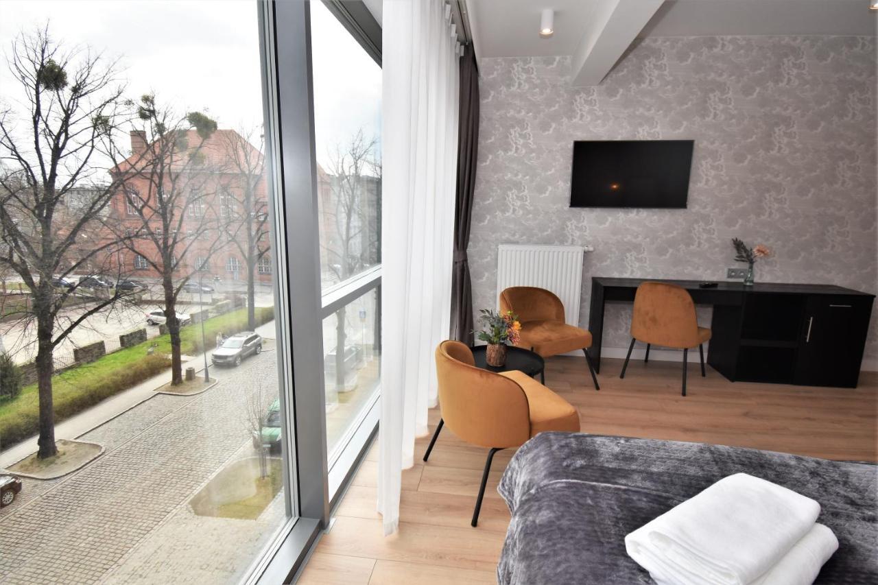 Patio Riverfront Aparthotel Gdańsk Exterior foto